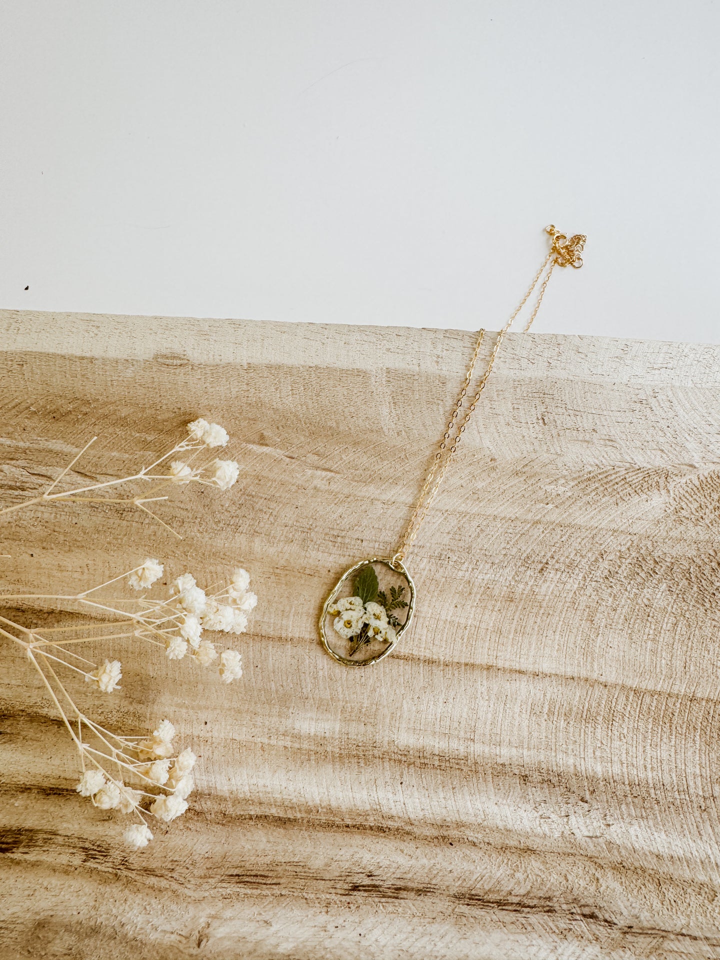 “Secret Garden” Necklace - Assorted White Flowers & Greens, Oval